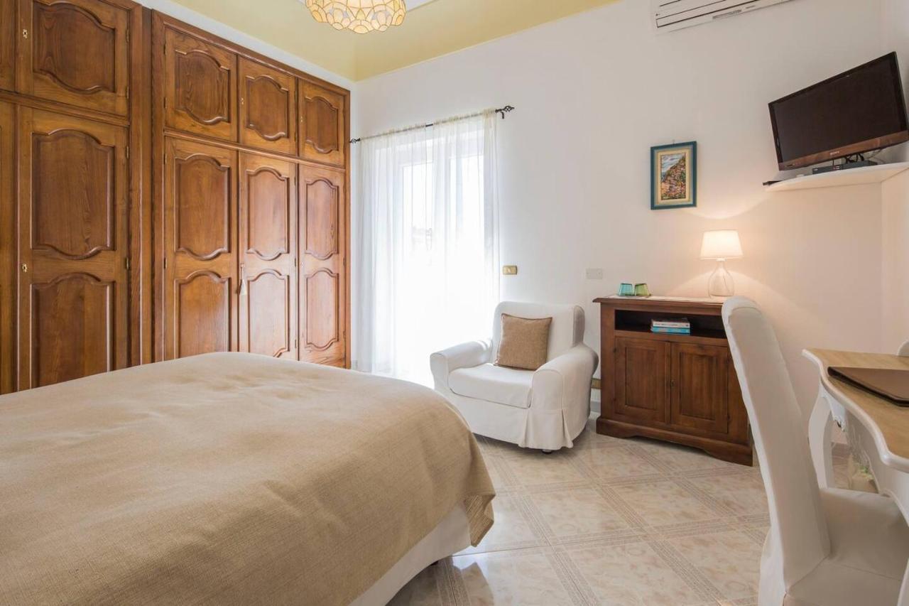 B&B Mamma Rosa Positano Exteriör bild